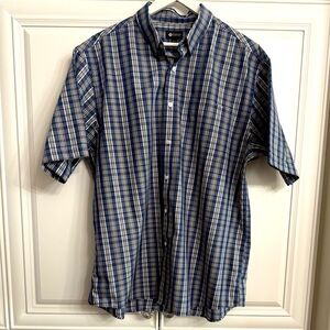 Men’s Haggar Size XL Casual Button Down Shirt and Collar w/Blue Plaid Design EUC